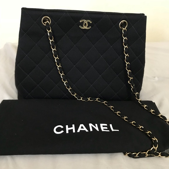 CHANEL Handbags - Authentic Chanel Bag Gold Chain. 2way..